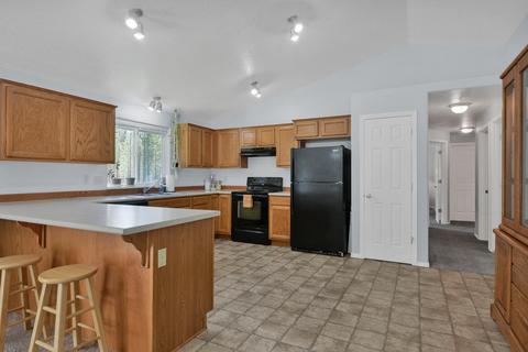 52160 Dustan Rd, La Pine, OR 97739 photo 9