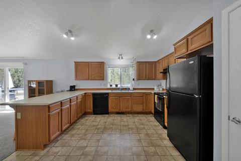 52160 Dustan Rd, La Pine, OR 97739 photo 10