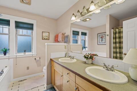 577 NE Brush Ct, Bend, OR 97701 photo 22