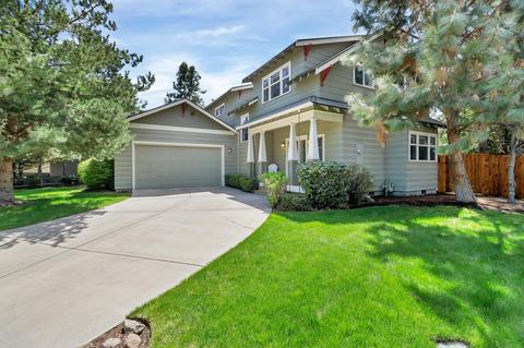577 NE Brush Ct, Bend, OR 97701 photo 2