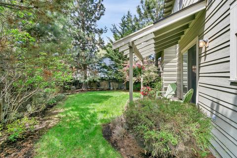 577 NE Brush Ct, Bend, OR 97701 photo 29