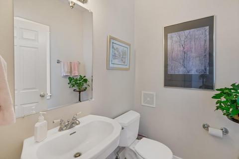 577 NE Brush Ct, Bend, OR 97701 photo 5