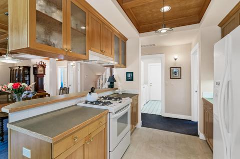 577 NE Brush Ct, Bend, OR 97701 photo 12