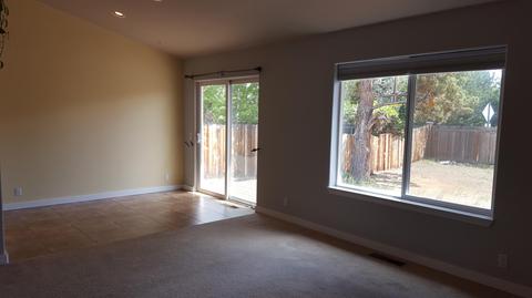 62620 Larkview Rd, Bend, OR 97701 photo 2