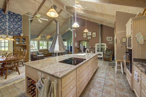 1316 E Fork Rd, Williams, OR 97544 photo 9