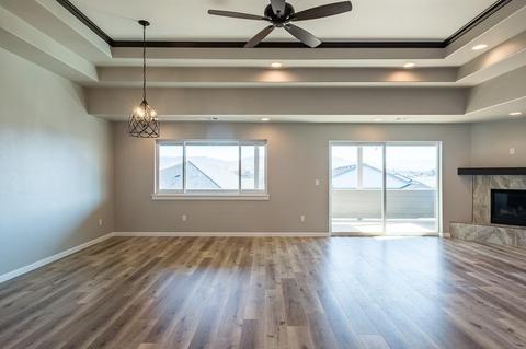 993 Stonewater Dr, Eagle Point, OR 97524 photo 9