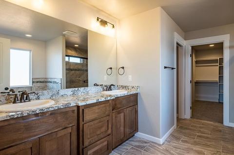 993 Stonewater Dr, Eagle Point, OR 97524 photo 16