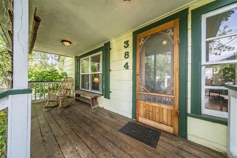 384 Helman St, Ashland, OR 97520 photo 3