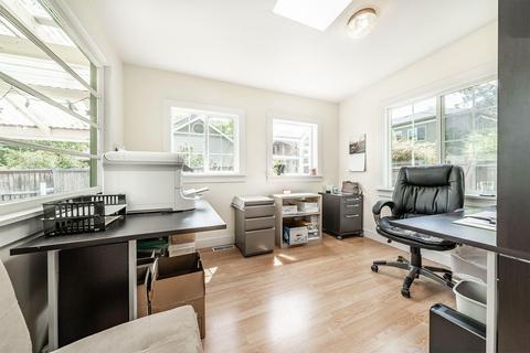 384 Helman St, Ashland, OR 97520 photo 12