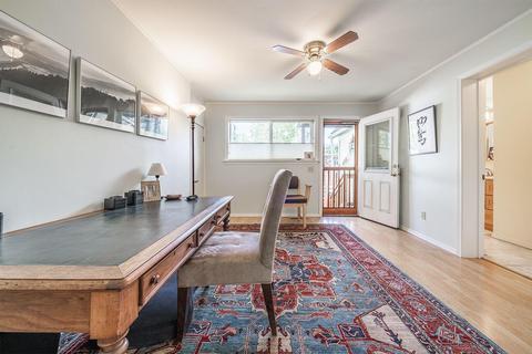 384 Helman St, Ashland, OR 97520 photo 5