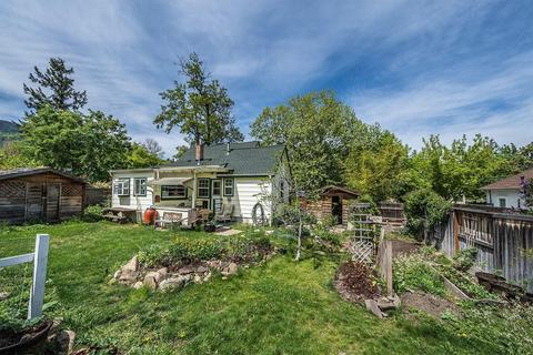 384 Helman St, Ashland, OR 97520 photo 22