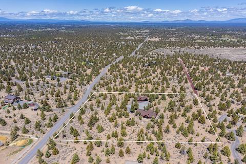 61070 Groff Rd, Bend, OR 97702 photo 2
