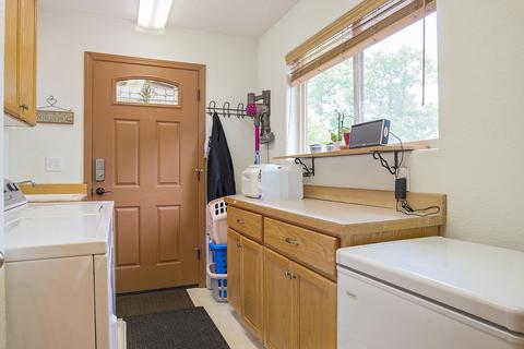 11754 Dixie Rd, Central Point, OR 97502 photo 7