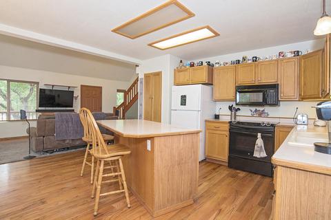11754 Dixie Rd, Central Point, OR 97502 photo 5