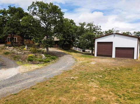 11754 Dixie Rd, Central Point, OR 97502 photo 24