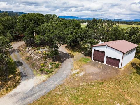 11754 Dixie Rd, Central Point, OR 97502 photo 21