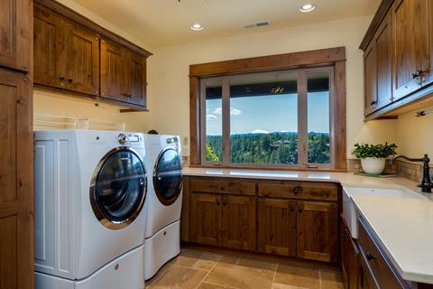 61273 Gorge View Ln, Bend, OR 97702 photo 32