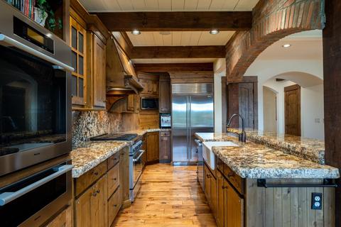 61273 Gorge View Ln, Bend, OR 97702 photo 13
