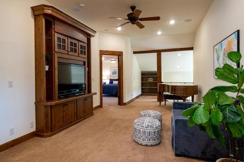 61273 Gorge View Ln, Bend, OR 97702 photo 20