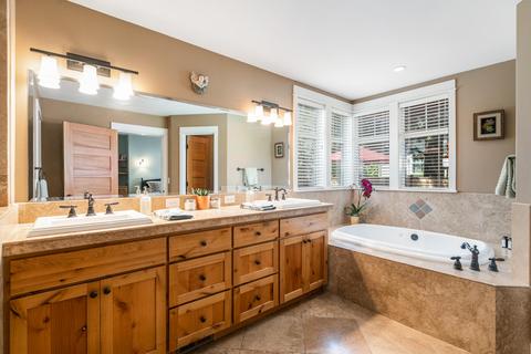 2429 NW Brickyard St, Bend, OR 97703 photo 31