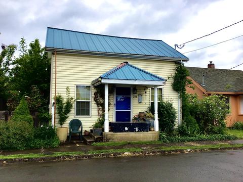 252 NE 1st St, Willamina, OR 97396 photo 1