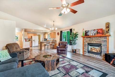 20262 Morgan Loop, Bend, OR 97703 photo 13