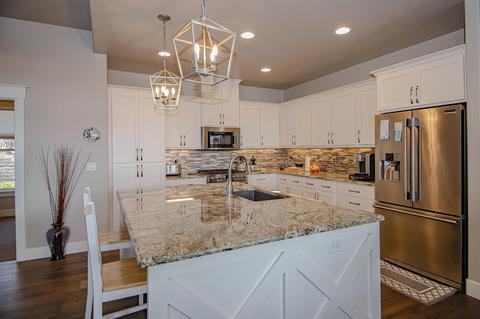 349 Avalon Ter, Eagle Point, OR 97524 photo 17