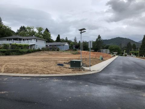 1774 Daffodil Ln, Grants Pass, OR 97526 photo 11