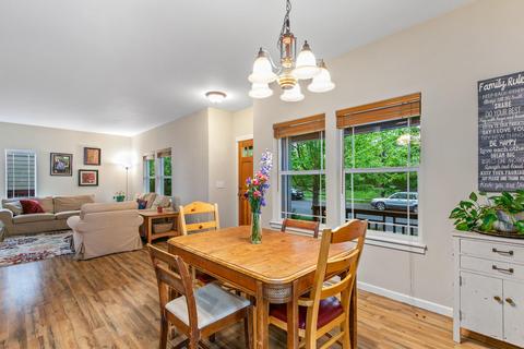 62748 Larkview Rd, Bend, OR 97701 photo 8