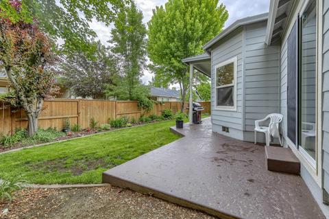 309 Arrowhead Trl, Eagle Point, OR 97524 photo 4