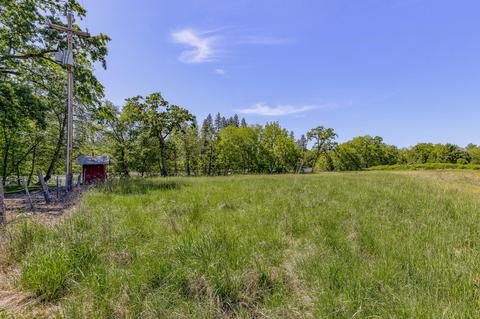 13139 Agate Rd, Eagle Point, OR 97524 photo 11