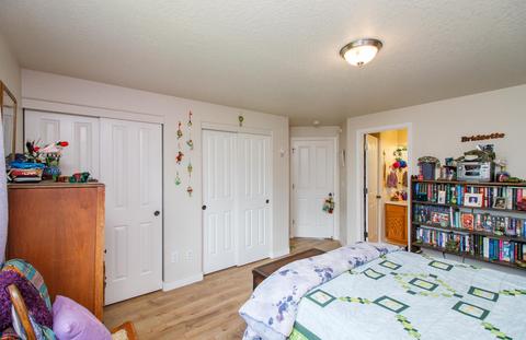 1238 Hawk Dr, Central Point, OR 97502 photo 14