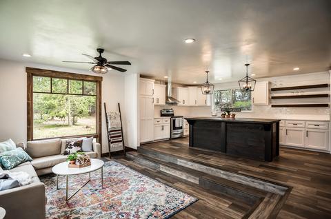 64732 Hunnell Rd, Bend, OR 97703 photo 8