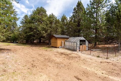 64732 Hunnell Rd, Bend, OR 97703 photo 25