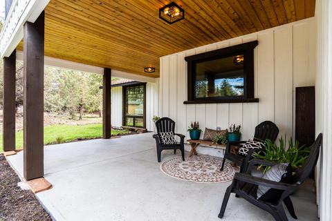 64732 Hunnell Rd, Bend, OR 97703 photo 4