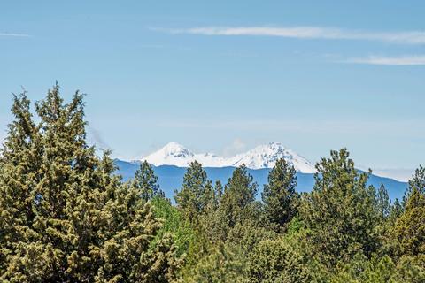 59868 Calgary Loop, Bend, OR 97702 photo 22
