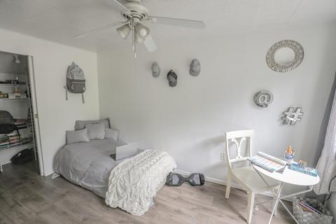 211 W 5th St, Phoenix, OR 97535 photo 15