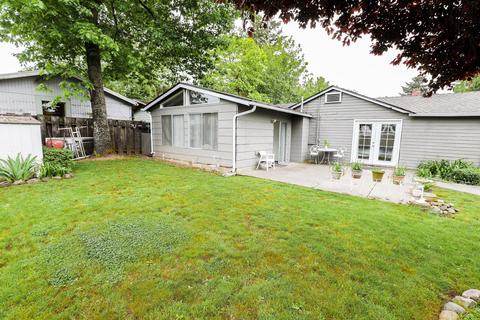211 W 5th St, Phoenix, OR 97535 photo 28