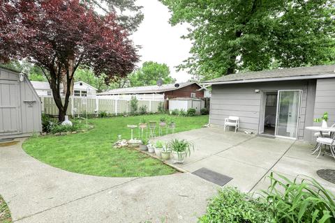 211 W 5th St, Phoenix, OR 97535 photo 27