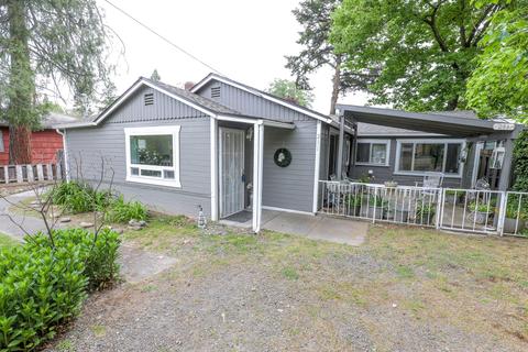 211 W 5th St, Phoenix, OR 97535 photo 22