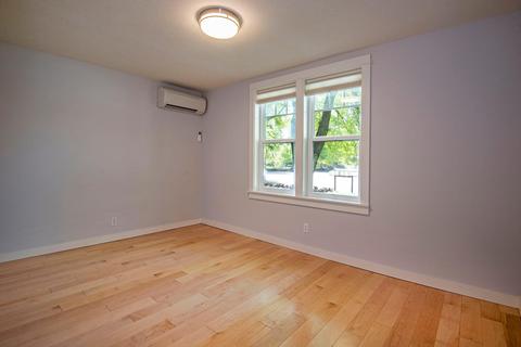 464 NEmerson Ave, Bend, OR 97701 photo 16