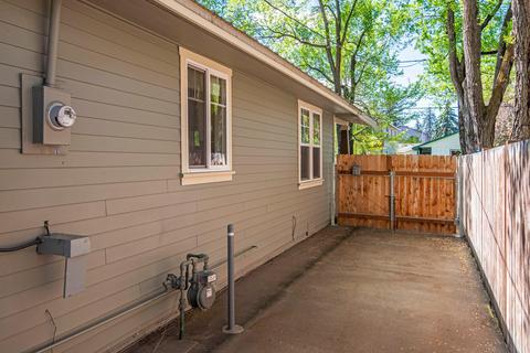 464 NEmerson Ave, Bend, OR 97701 photo 21