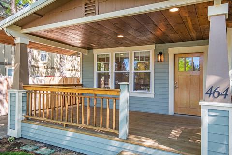 464 NEmerson Ave, Bend, OR 97701 photo 3