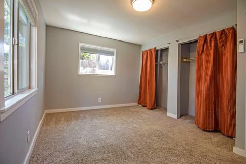 464 NEmerson Ave, Bend, OR 97701 photo 12