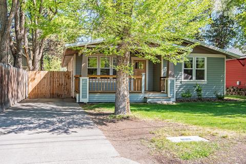 464 NEmerson Ave, Bend, OR 97701 photo 2