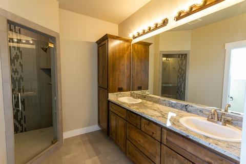 344 Avalon Ter, Eagle Point, OR 97524 photo 18