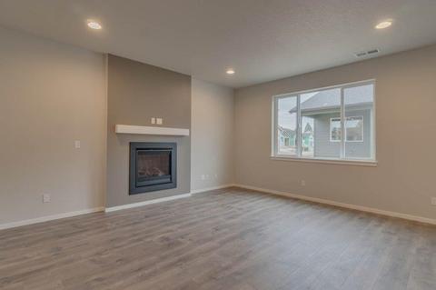 21174 Thomas Dr, Bend, OR 97702 photo 6