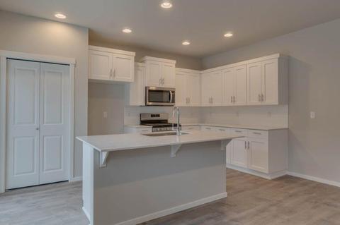 21174 Thomas Dr, Bend, OR 97702 photo 8
