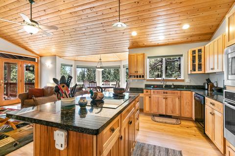 56959 Besson Rd, Bend, OR 97707 photo 10