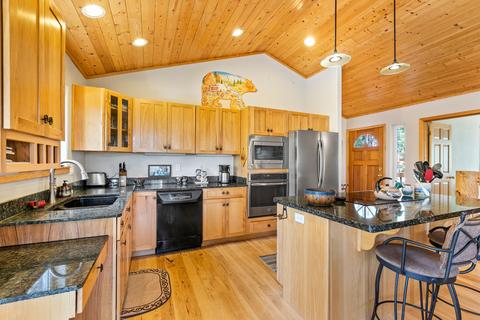 56959 Besson Rd, Bend, OR 97707 photo 4